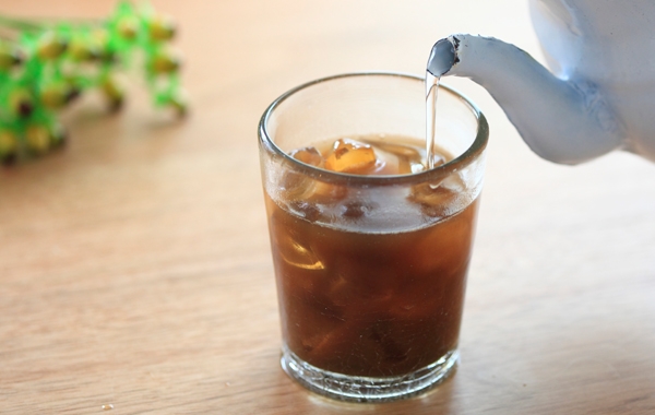 「ブラックジンガー 玄米コーヒー（珈琲）」をアイスで！